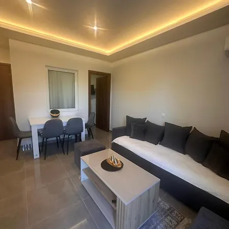 Διαμέρισμα Olympiada 61 *